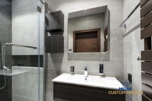 design-compatibility-bathroom-mirrors-how-to-choose-the-right-shape-for-your-space-in-singapore-bathroom-mirror-midas-custom-mirror-singapore