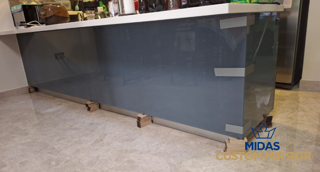 glass-backsplash-replacement-midas-custom-mirror-singapore-landed-yio-chu-kang-6